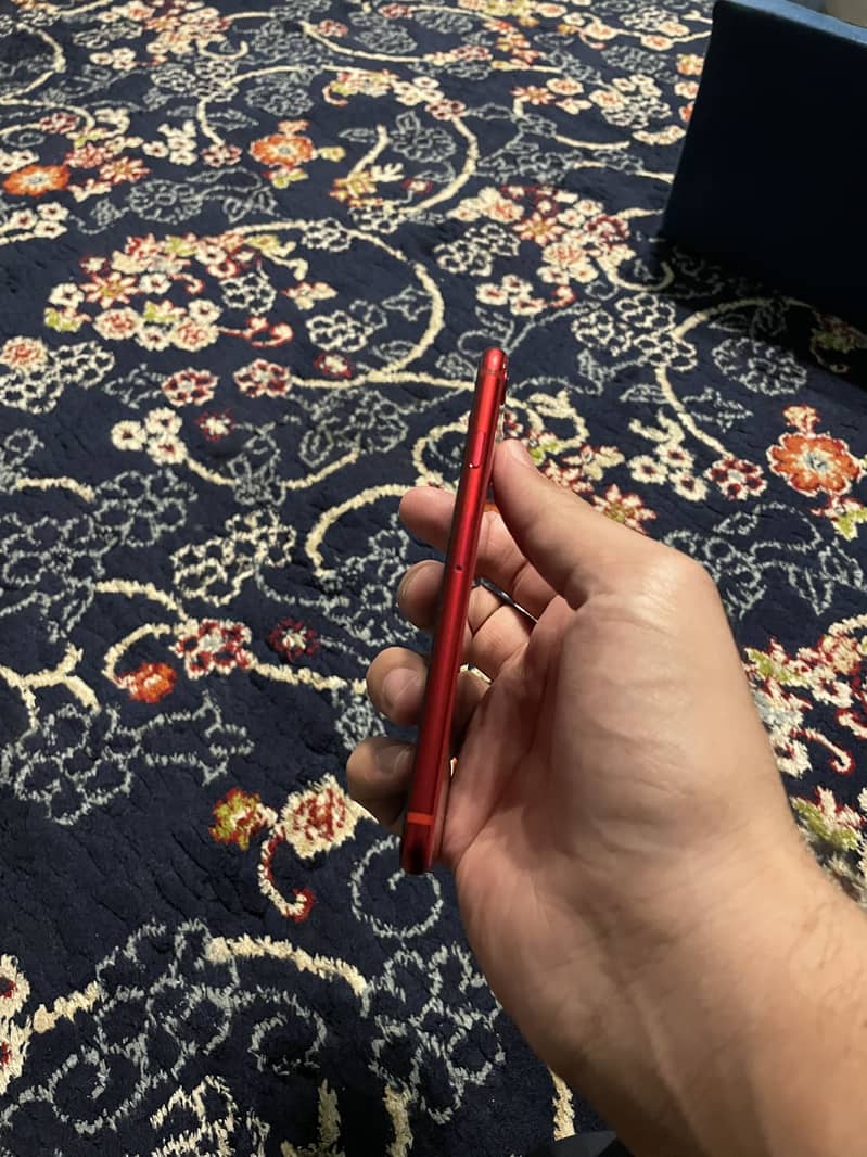 Apple iPhone SE 0