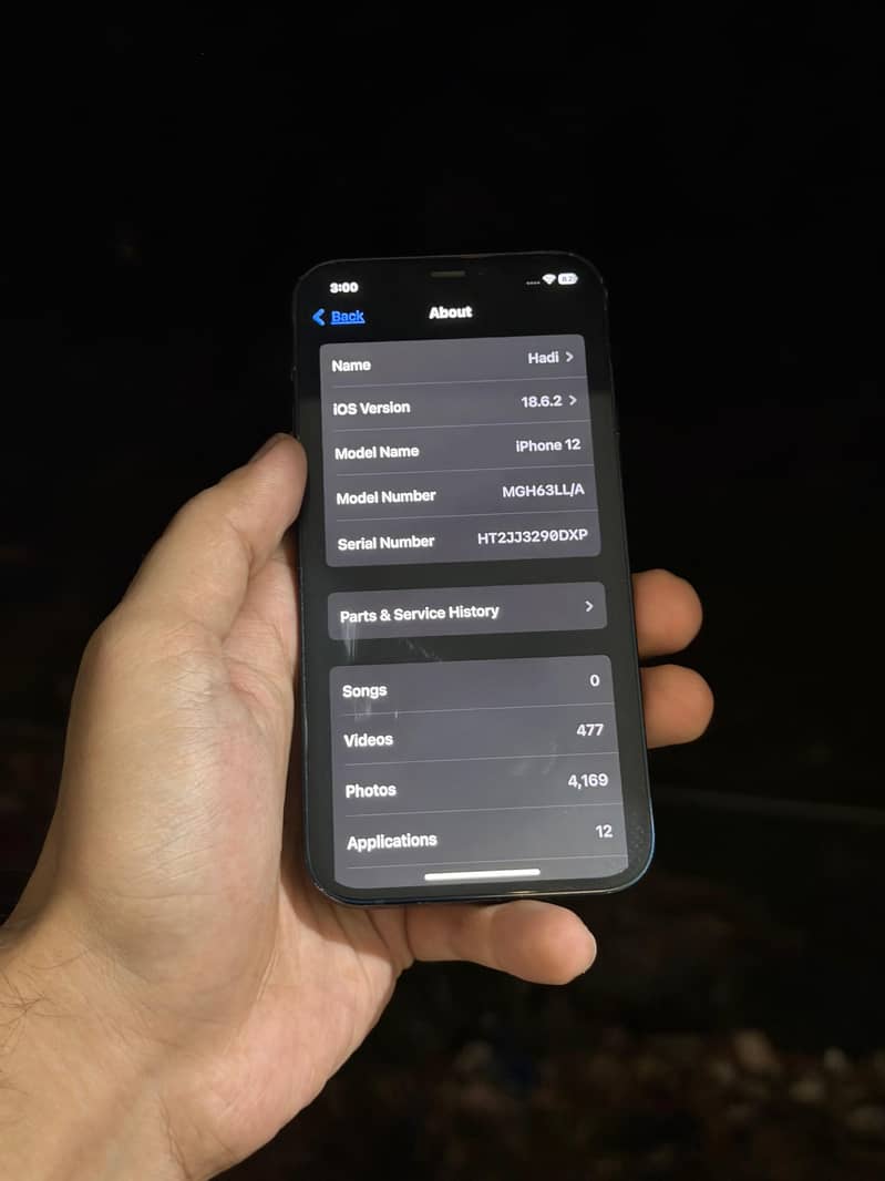 Apple iPhone 12 4