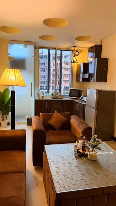 1 BED Flat Available For RENT In Prime Location Of Bahria Town Lahore.