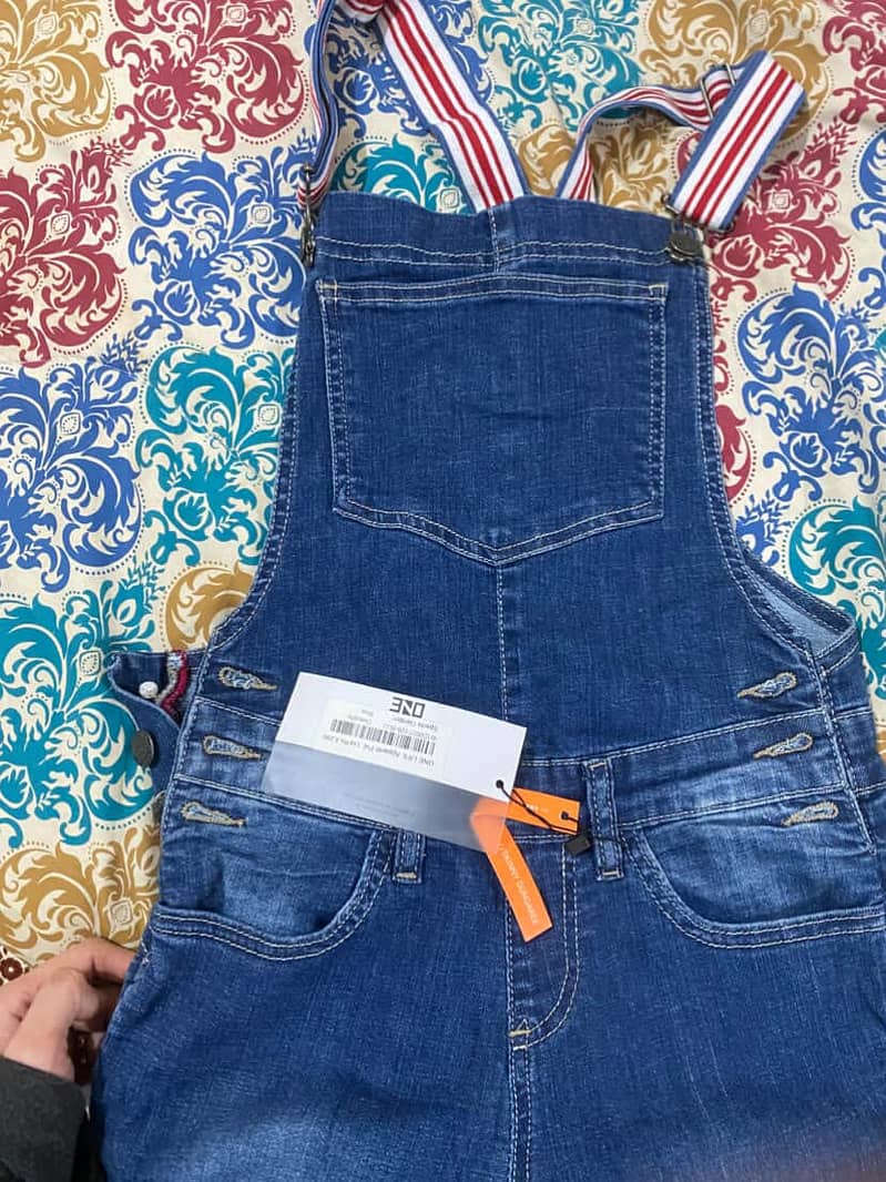 Dungaree 0