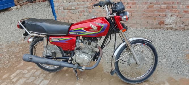 Honda 125 good new condition 2017 model