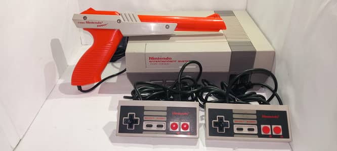 Vintage Nintendo NES Console (Asian Version)