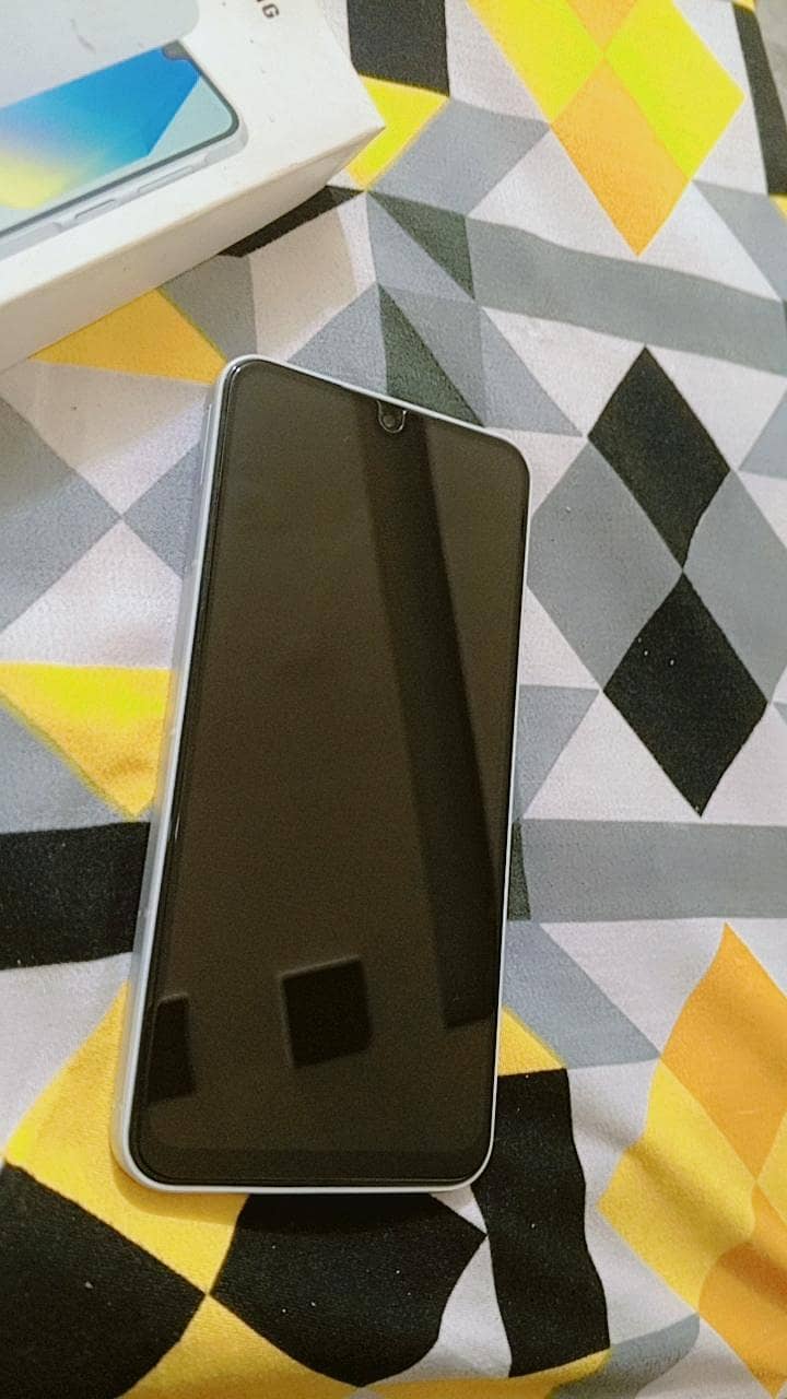 Samsung Mobile A16 1