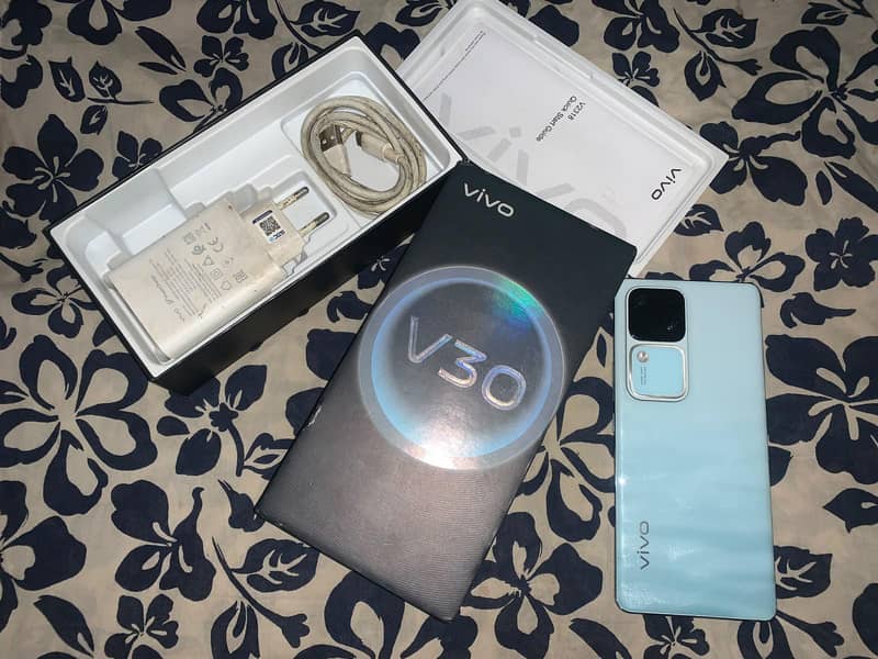 Vivo V30 1