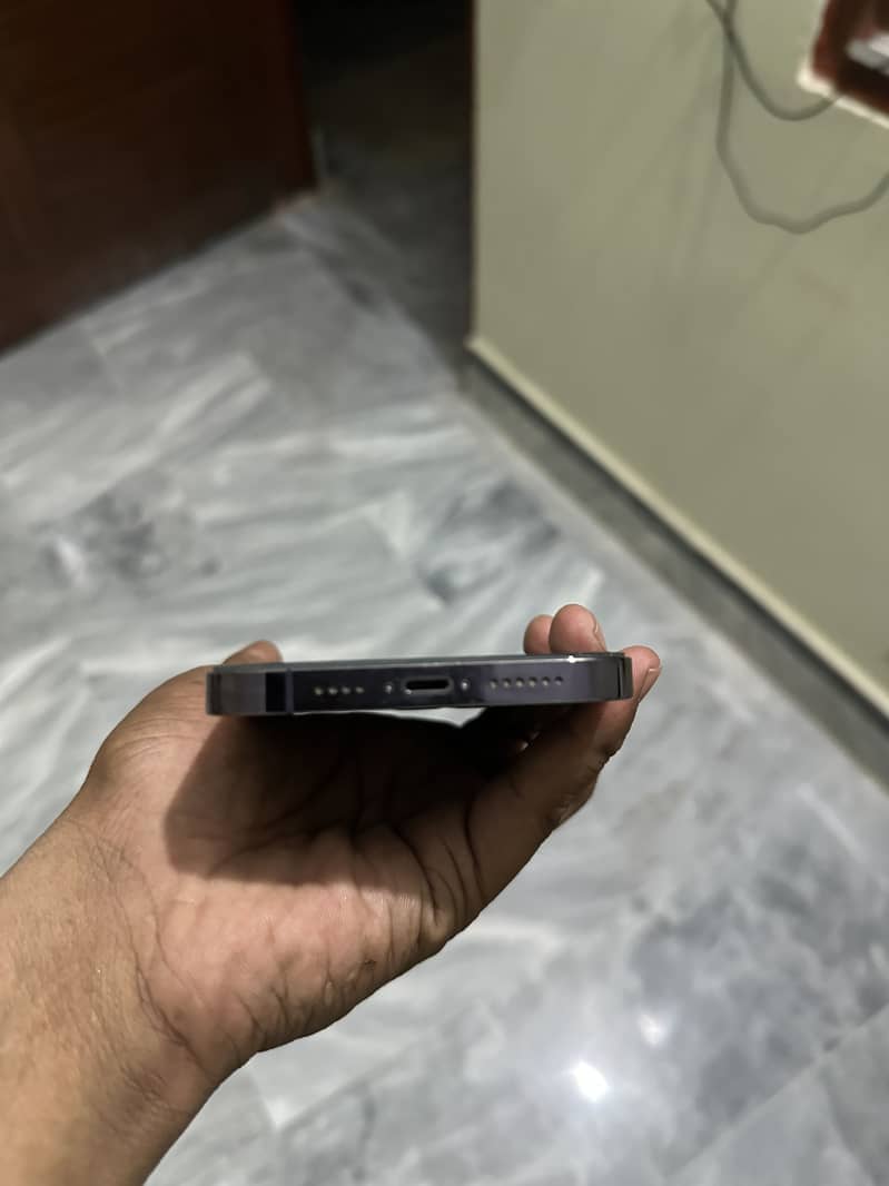 Apple iPhone 14 Pro Max 3