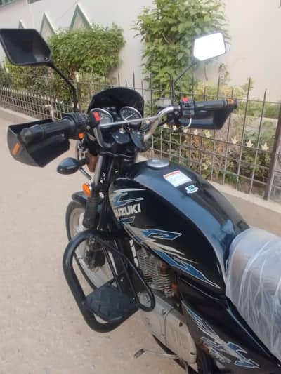 Suzuki GS 150 SE 2019
