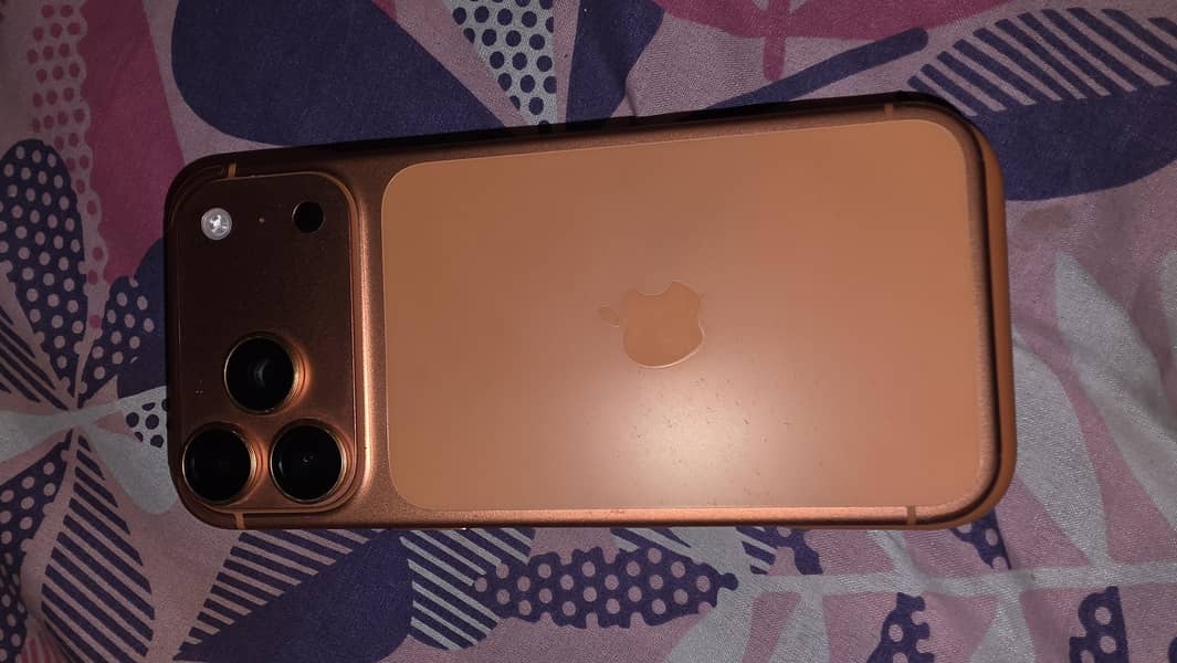 Apple iPhone 17 Pro Max 2