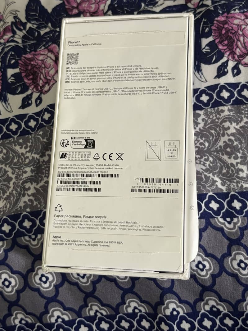 Apple iPhone 17 7