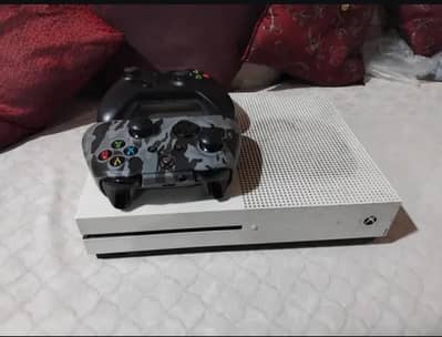 XBOX ONE S 1TB