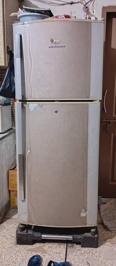 Dawlance refrigerator and freezer