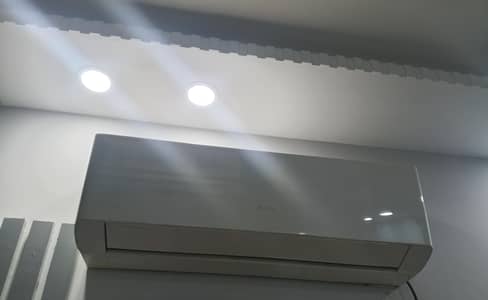 Gree 1 ton ac