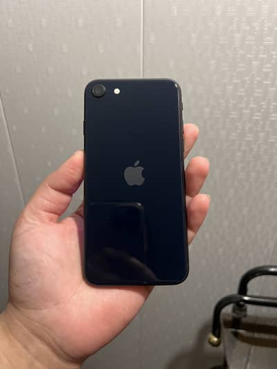 Apple iPhone SE