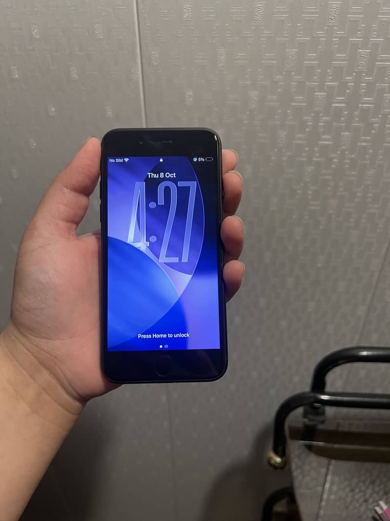 Apple iPhone SE 3
