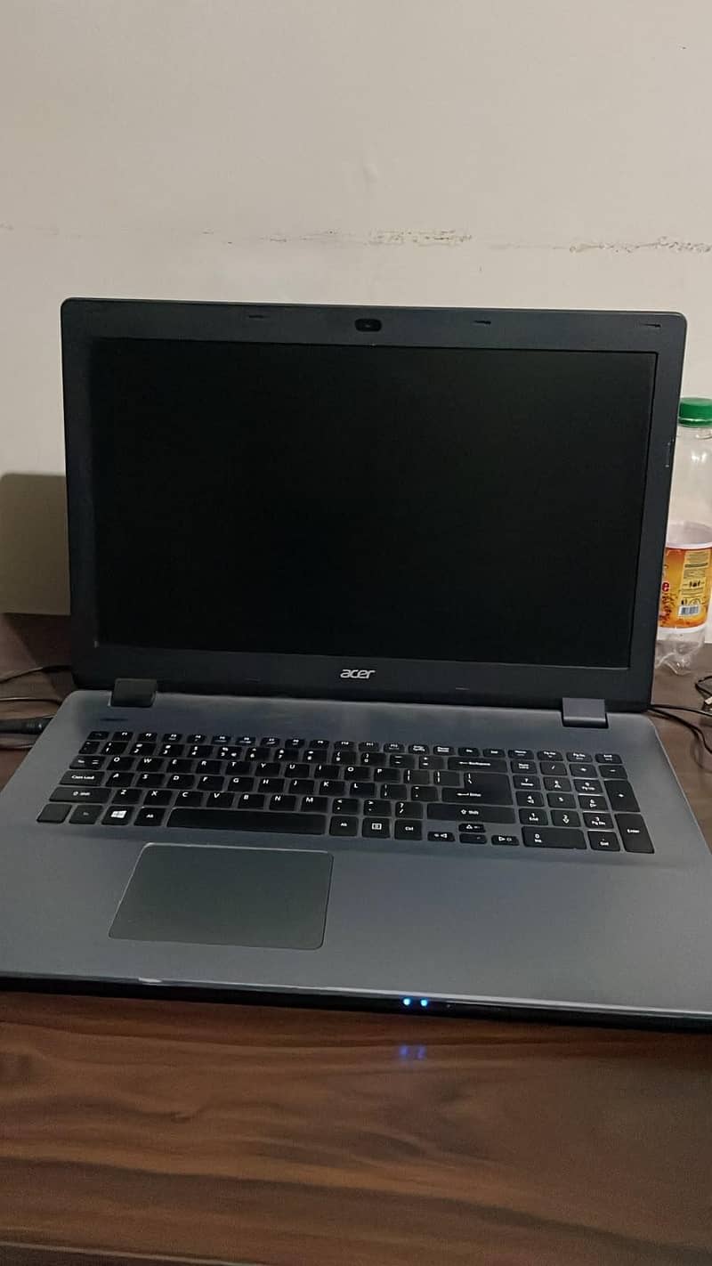 Acer e5 - 771 Aspire 1