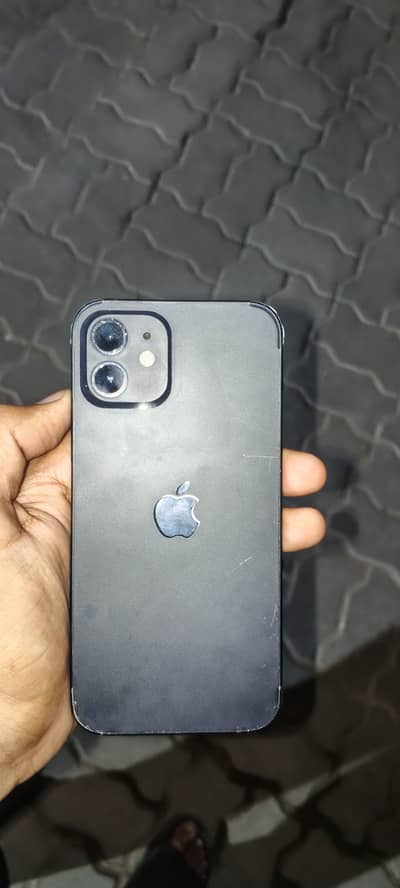 Apple iPhone 12