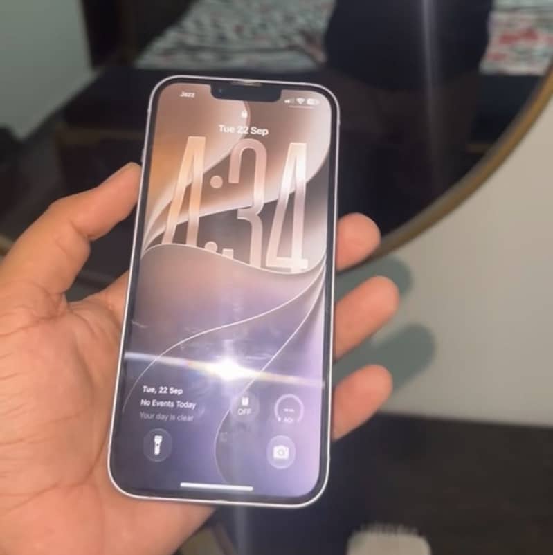 Apple iPhone 14 2