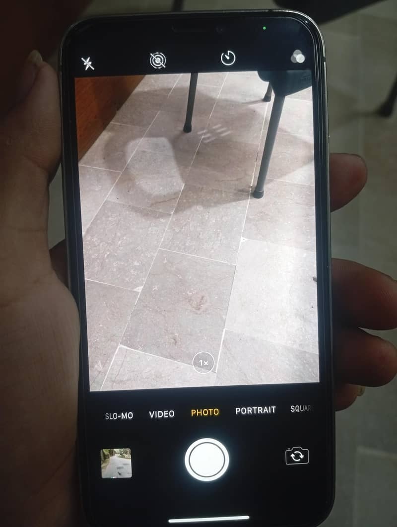 Apple iPhone X 3