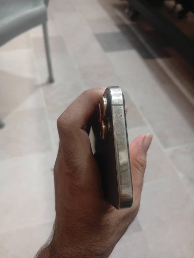 Apple iPhone X 9