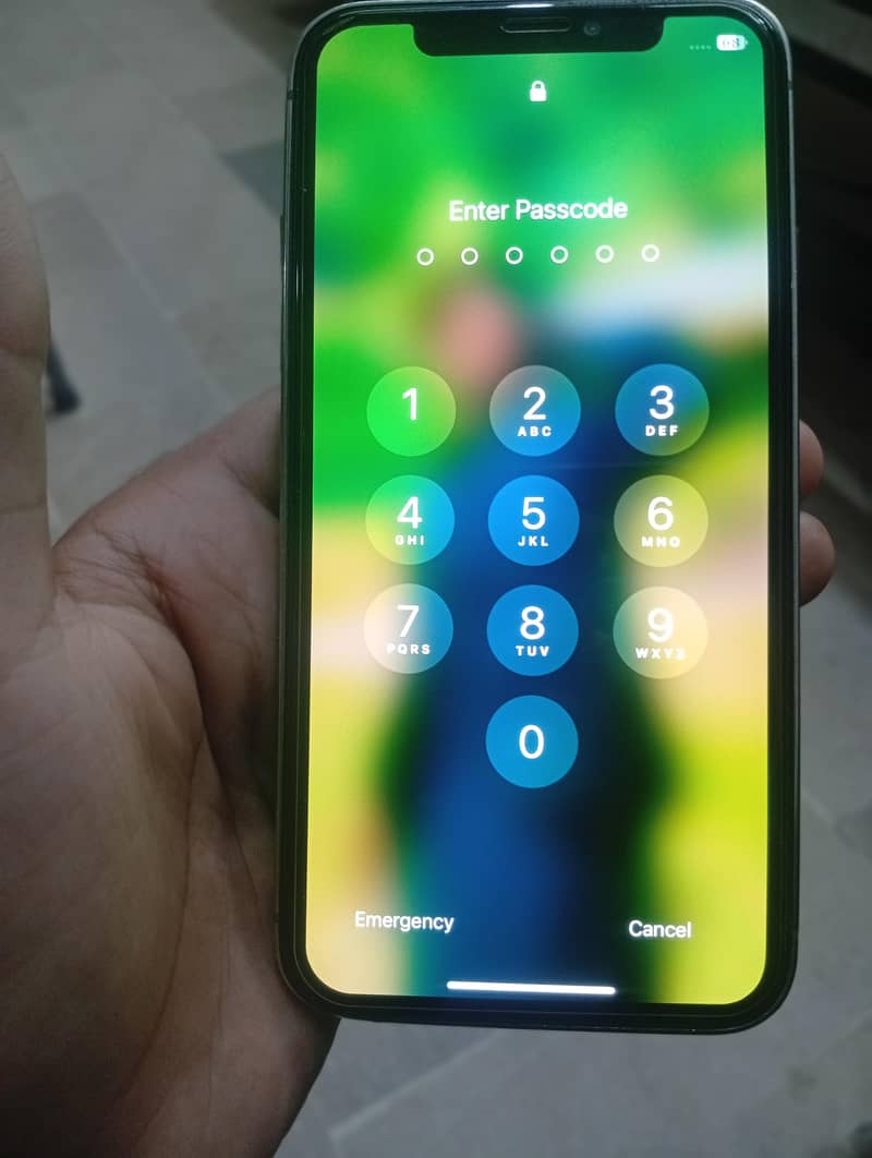 Apple iPhone X 10