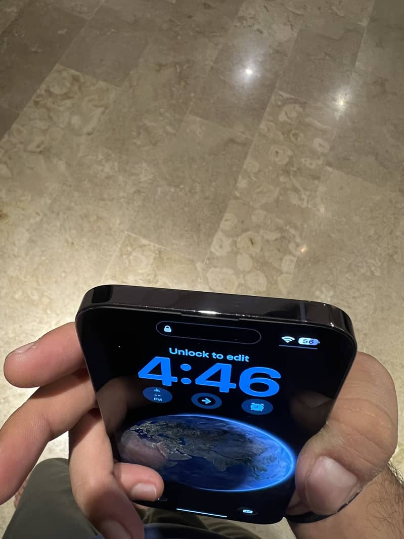 Apple iPhone 14 Pro Max 0