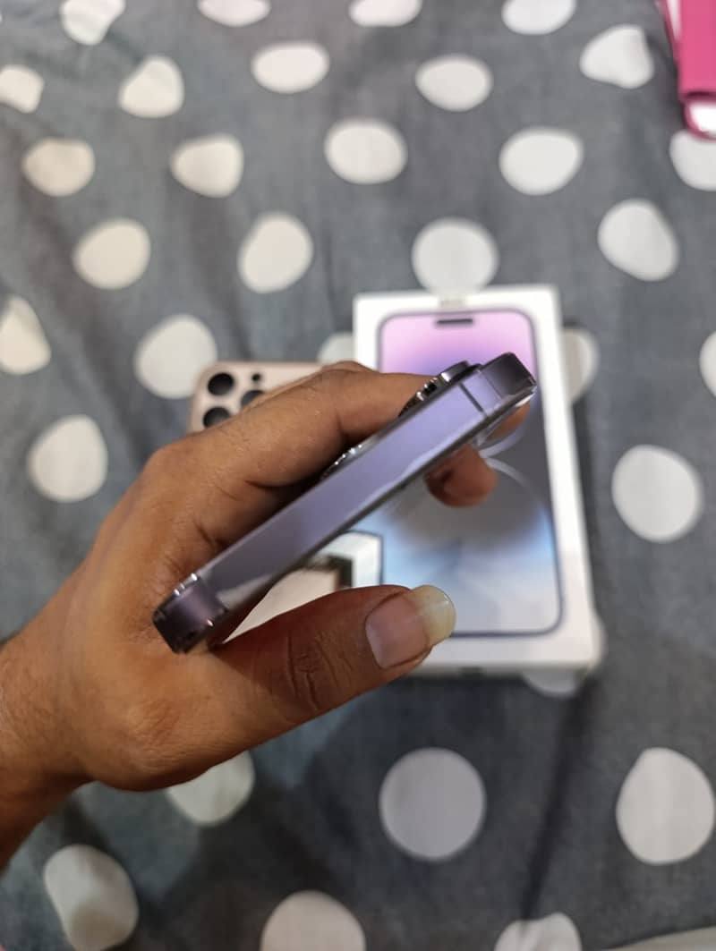 Apple iPhone 14 Pro Max 4