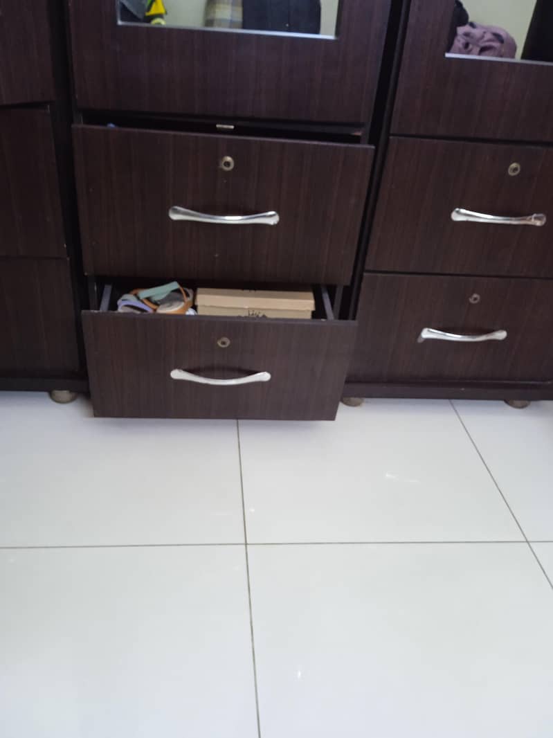 wardrobes 2