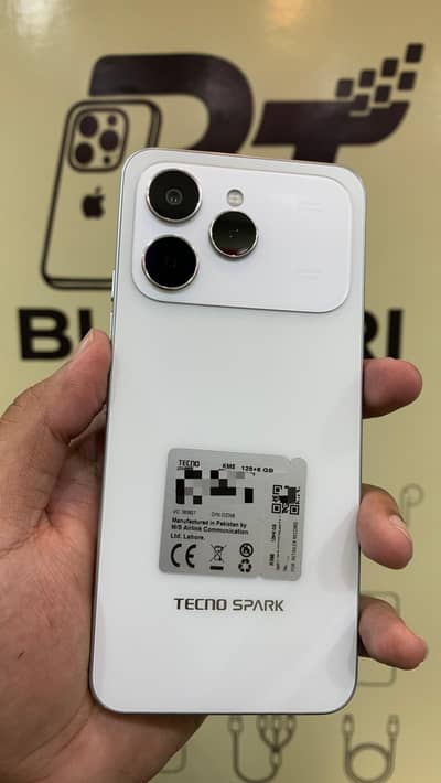 Tecno spark 40 6/128,  white color, 6 months warranty, complete box