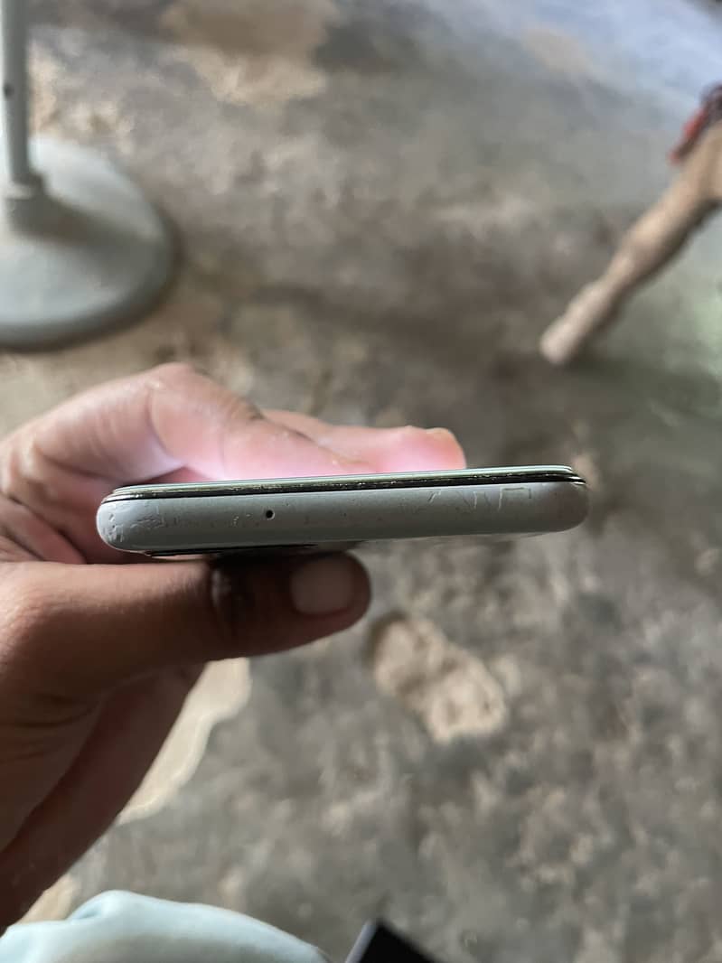 Google Pixel 5 4