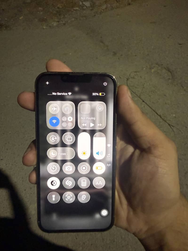 Apple iPhone 13 Pro 1