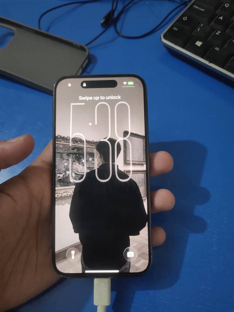iphon 15 pro 1