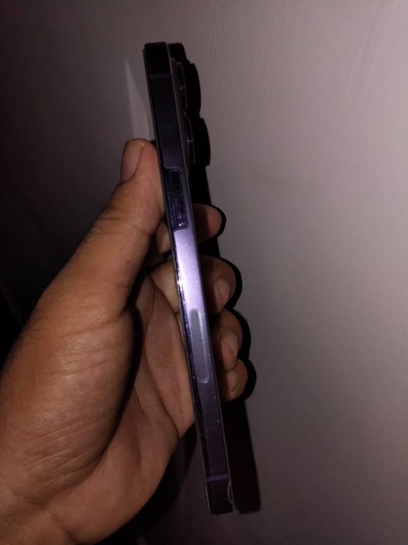 Apple iPhone 14 Pro Max 2