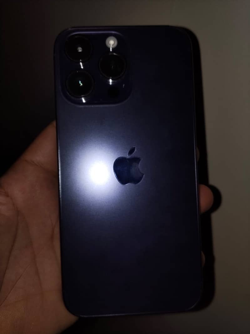 Apple iPhone 14 Pro Max 3