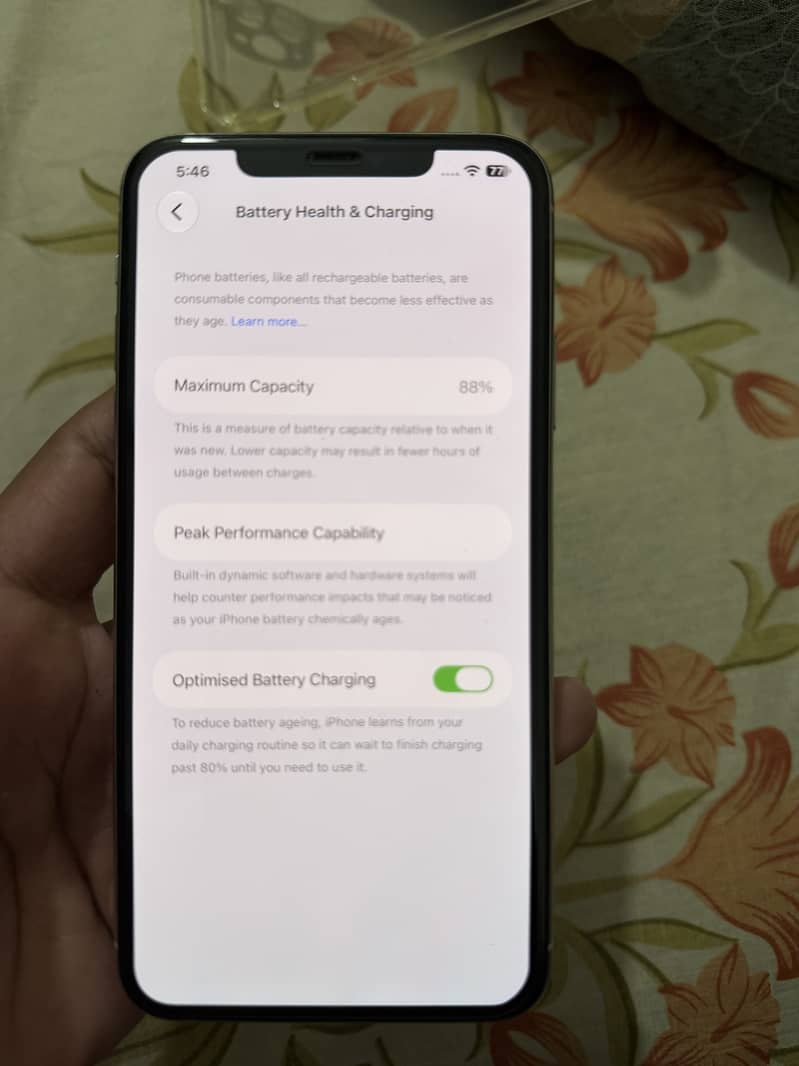 Apple iPhone 11 Pro Max 2