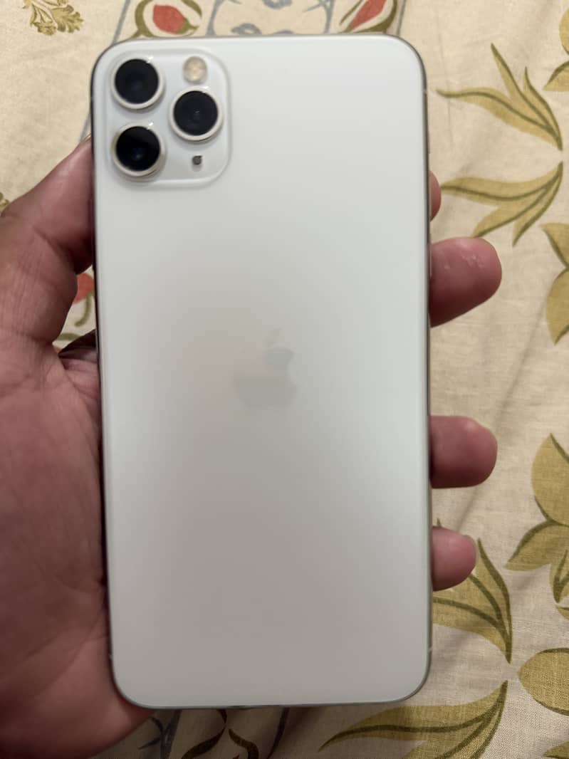Apple iPhone 11 Pro Max 0