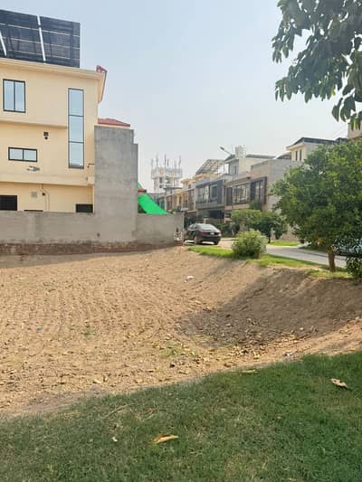 Prime Location Park View City - Tulip Overseas 5 Marla Residential Plot Up For Sale
