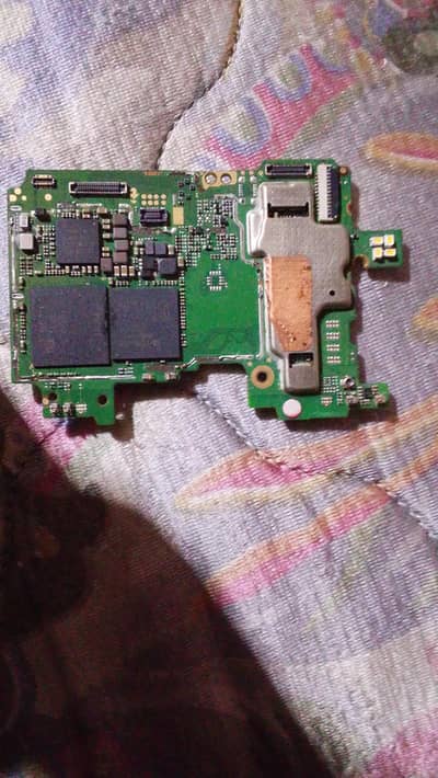 mobiles k boarda koi bnda purchase krta to btaye