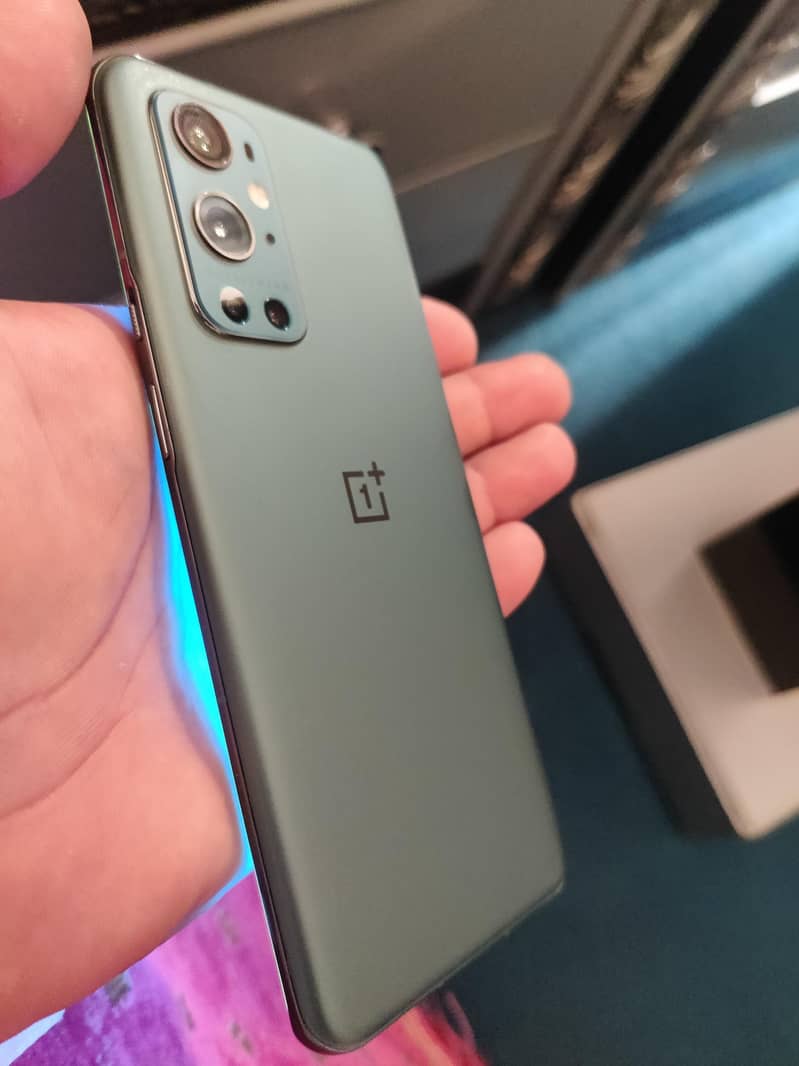 One Plus 9 Pro 0