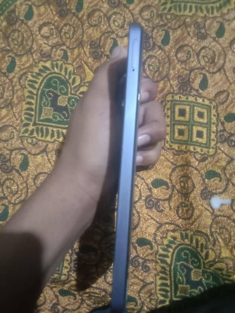 Realme Note 60 2