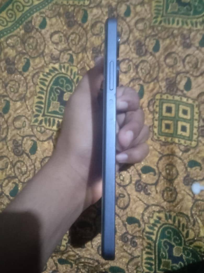 Realme Note 60 3