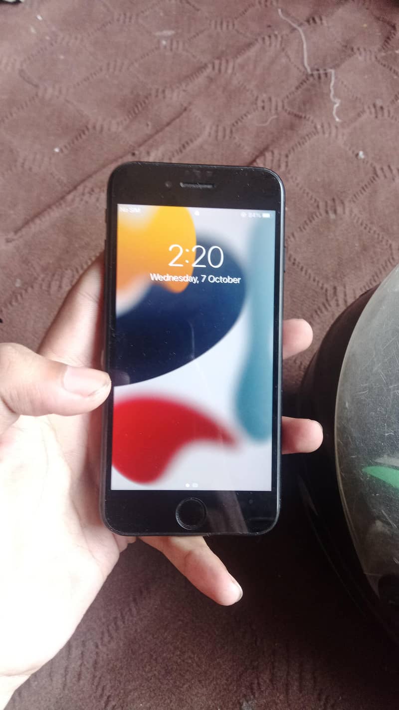 Apple iPhone 7 5