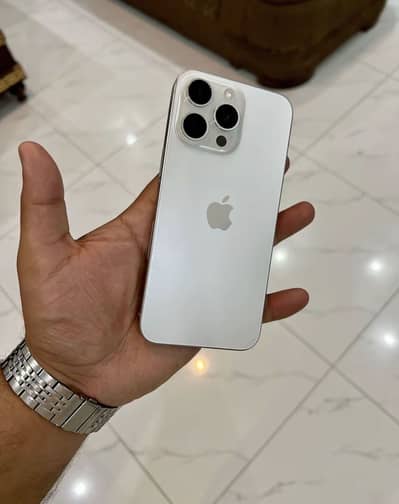 iPhone 15 Pro Max 256GB White - 10/10 Condition (Factory Unlocked)