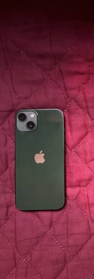 Apple iPhone 13