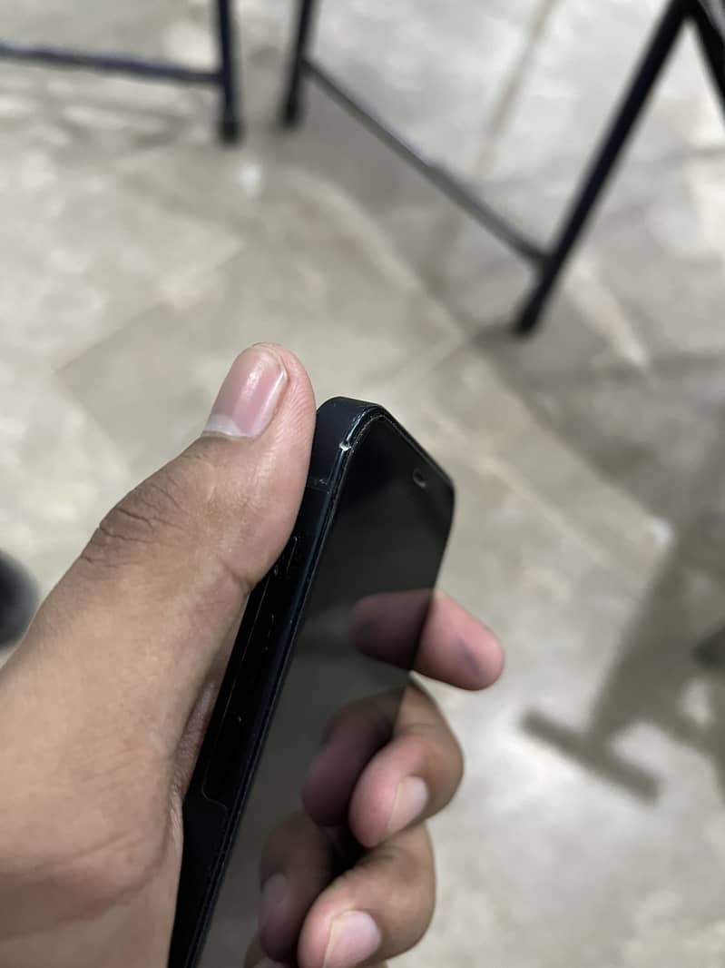 Apple iPhone 12 5