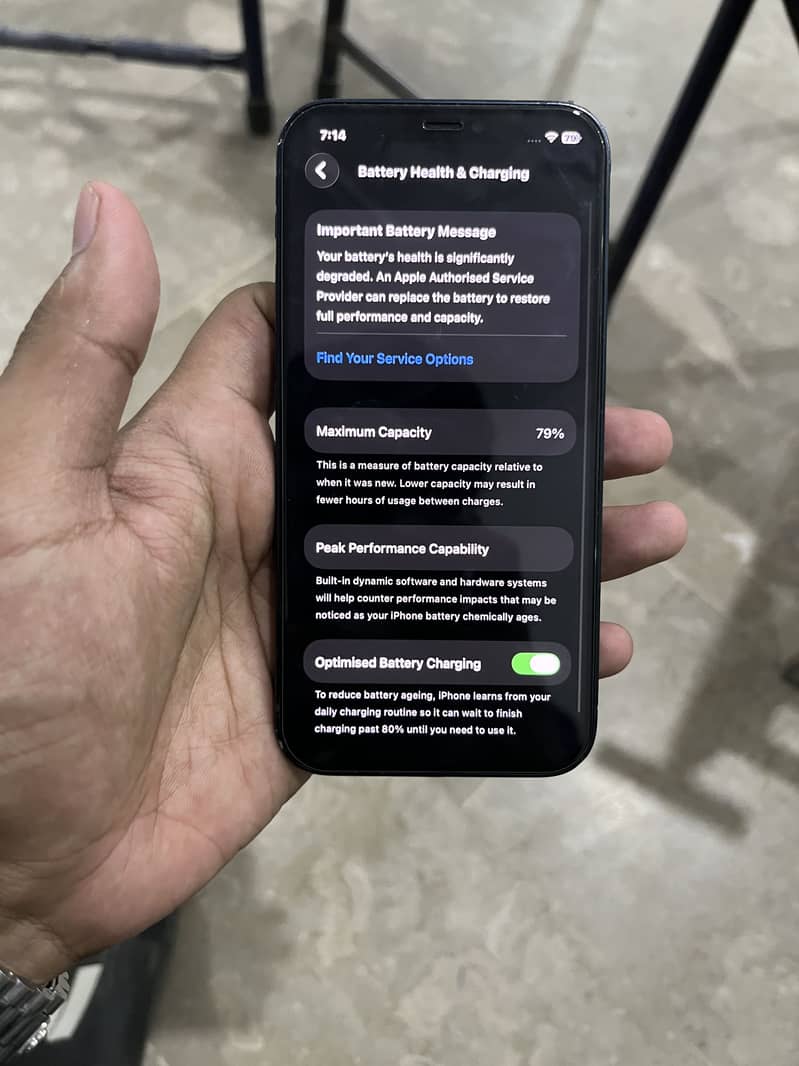 Apple iPhone 12 8