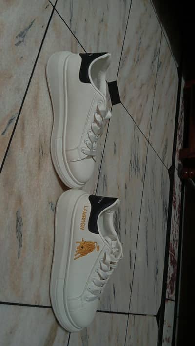 Boy shoes