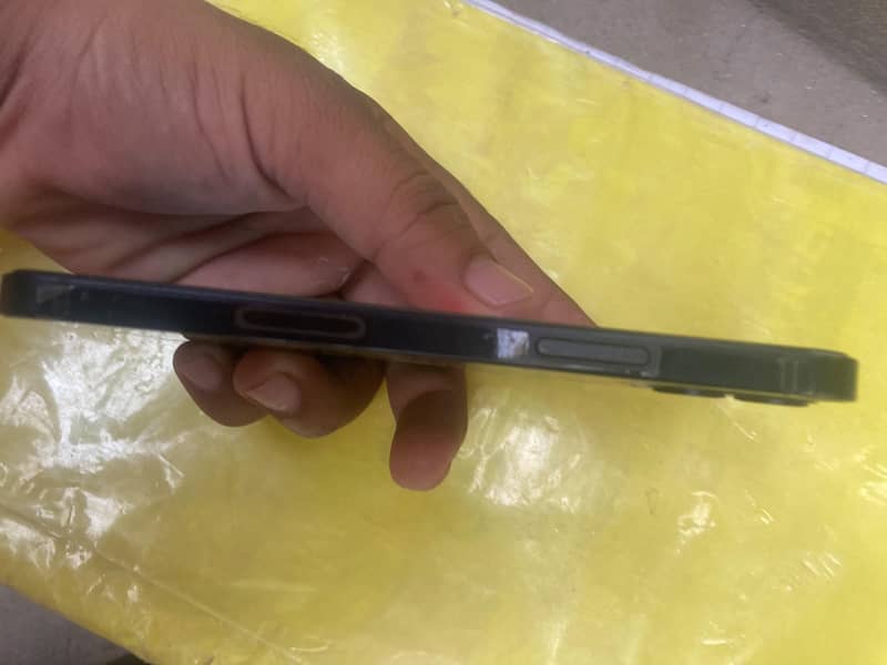 Apple iPhone 12 Sim lock 2