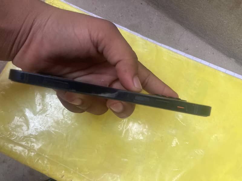 Apple iPhone 12 Sim lock 5