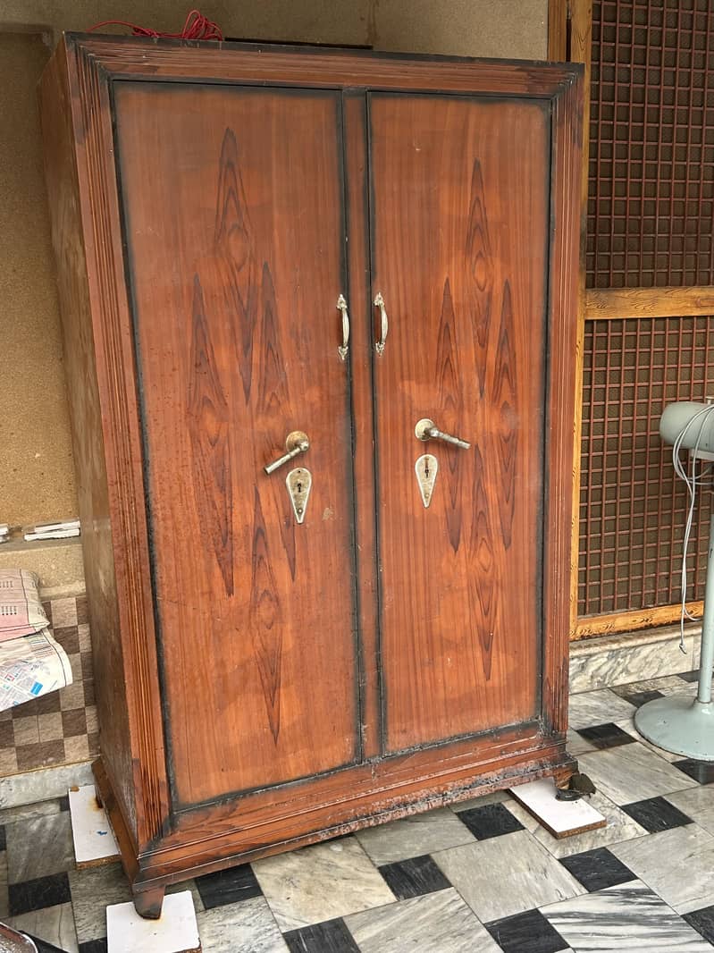 Metal wardrobe 0
