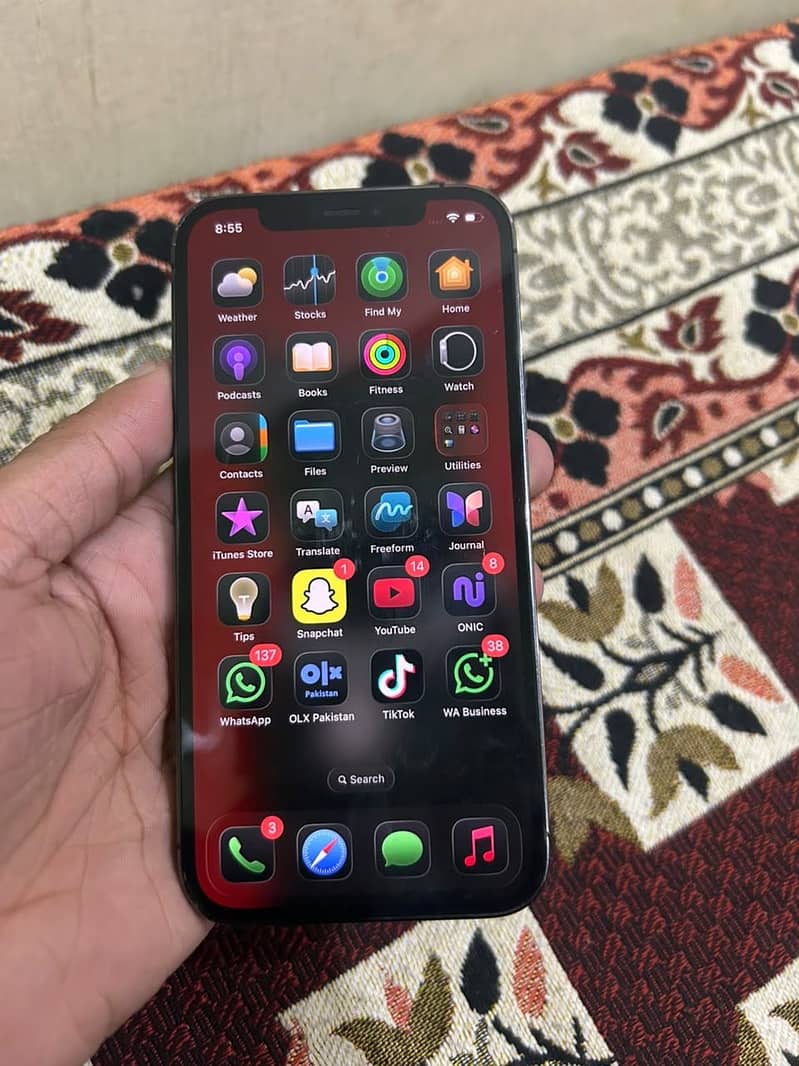 Apple iPhone 12 Pro 3