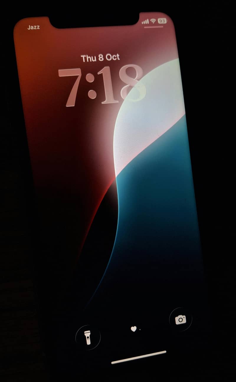 Apple iPhone 11 4